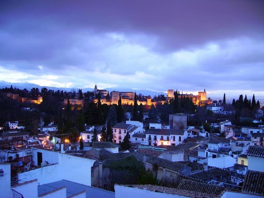 La Casita De La Esquina Lägenhet Granada Exteriör bild